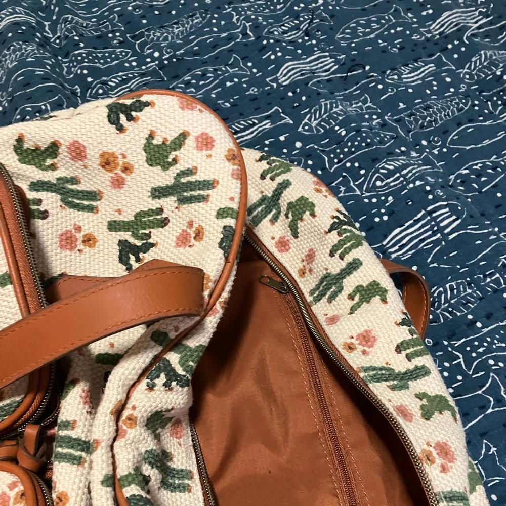 Cactus Weekender Tote Bag - Picture 4 of 12